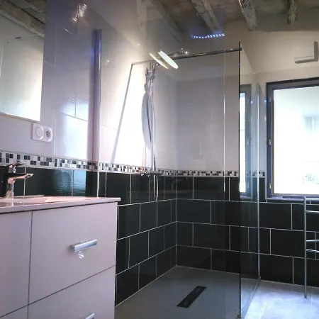 Holiday home Maison De Centre Arles